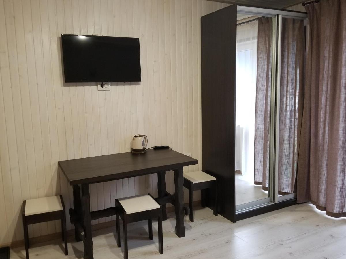 Guest House Mountain Bukovel Bagian luar foto