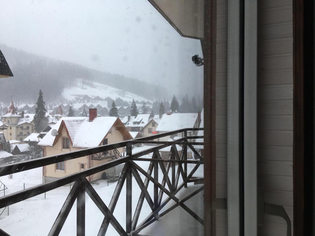 Guest House Mountain Bukovel Bagian luar foto
